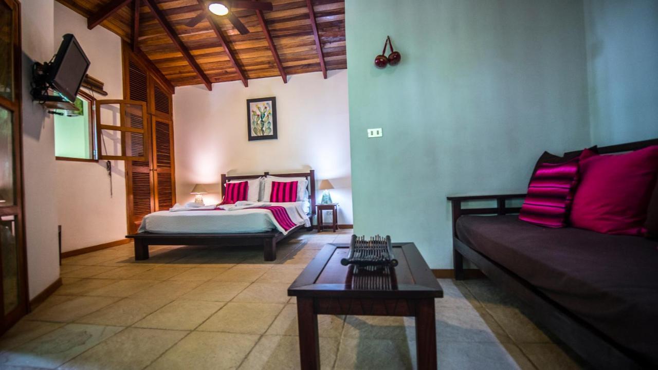 Sámara Hotel El Pequeno Gecko Verde מראה חיצוני תמונה